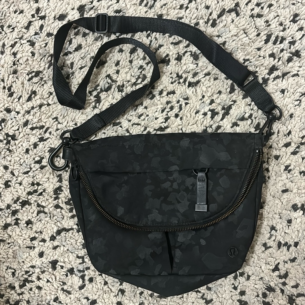 lululemon athletica Black Patterned Crossbody Bag